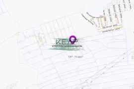 Продается ровный земельный участок.